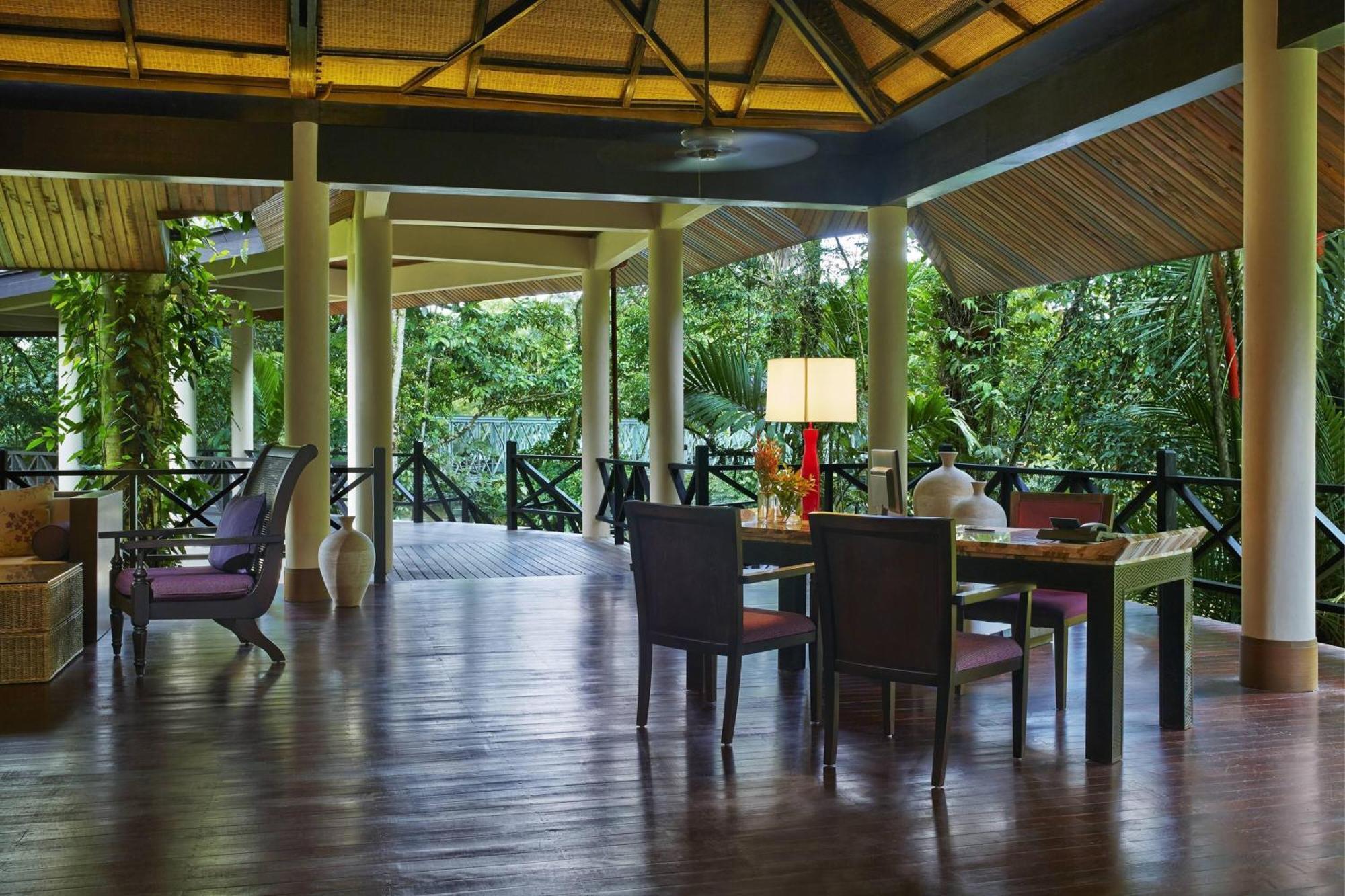 Mulu Marriott Resort y Spa Exterior foto