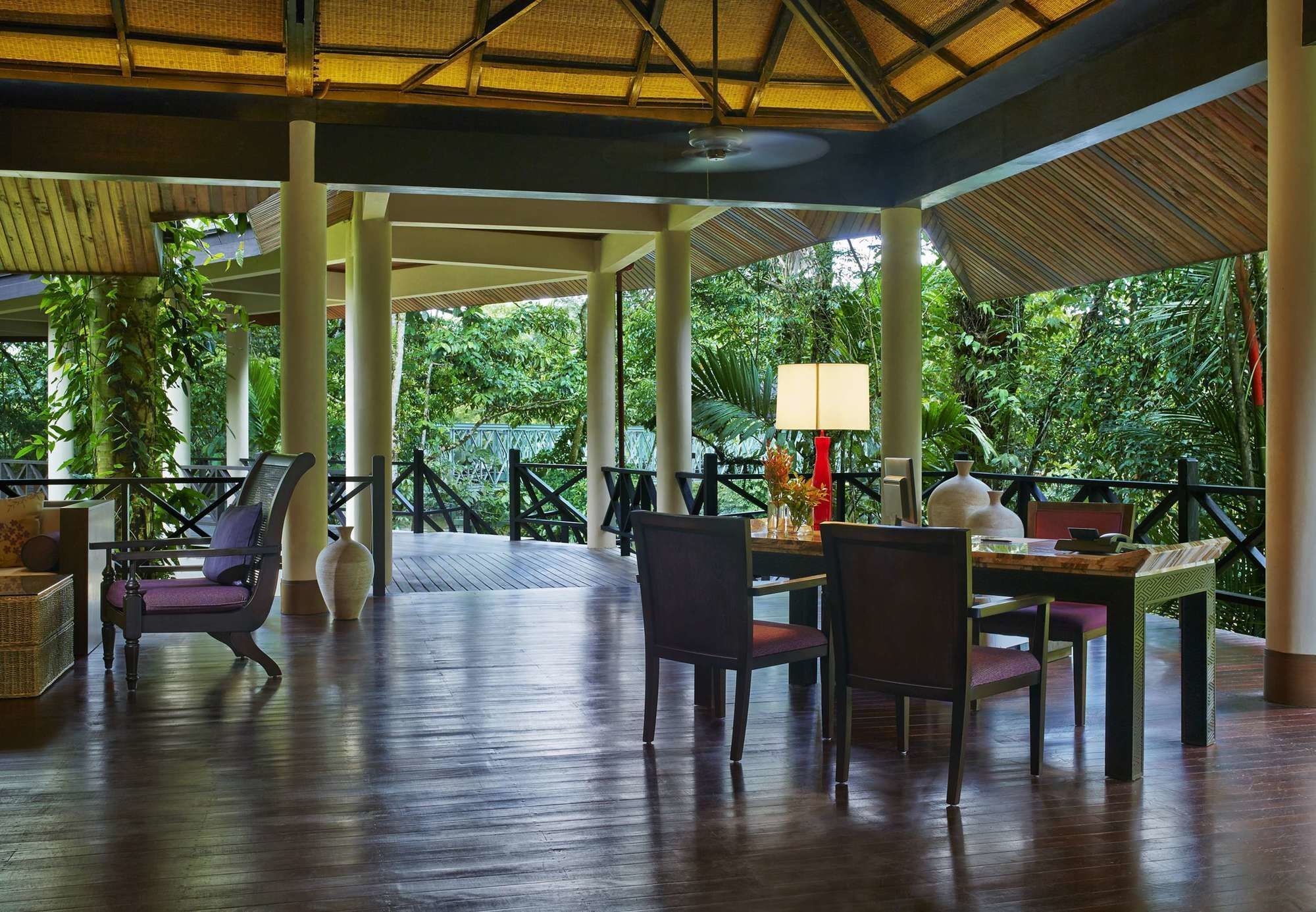 Mulu Marriott Resort y Spa Exterior foto